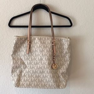 Michael Kors Tote